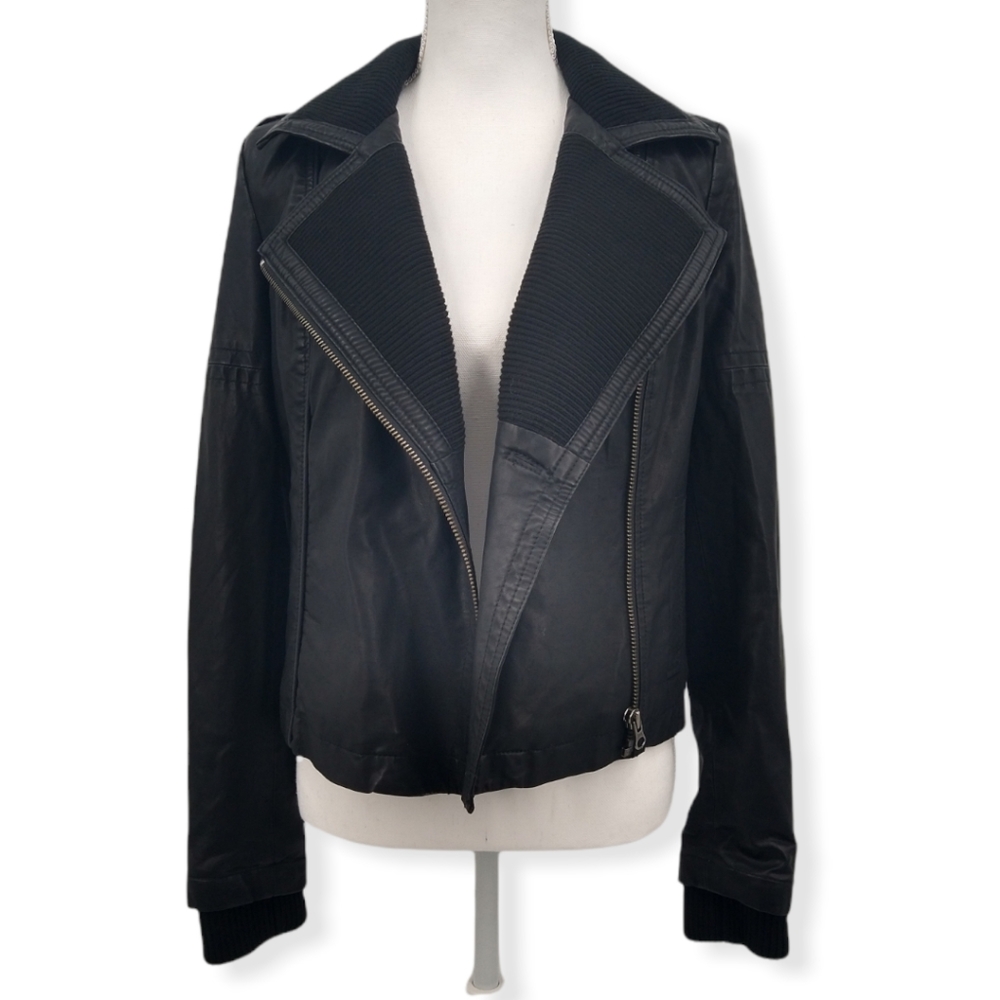 Free People Women's Black Faux Leather Asymmetrical Zip Collared Moto Jacket Sz2 - Picture 4 of 16